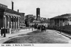 Piazza della Bocca della Verità