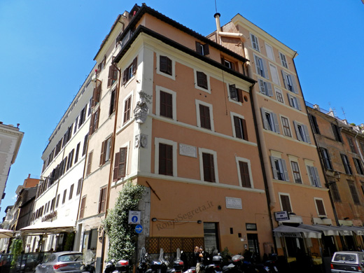 casa di mattia corvino