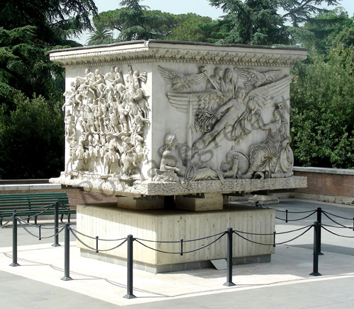 base della colonna antonina