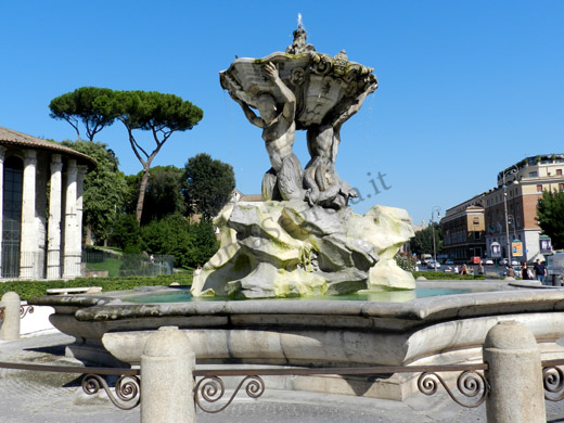 fontana dei tritoni a piazza della bocca della verità