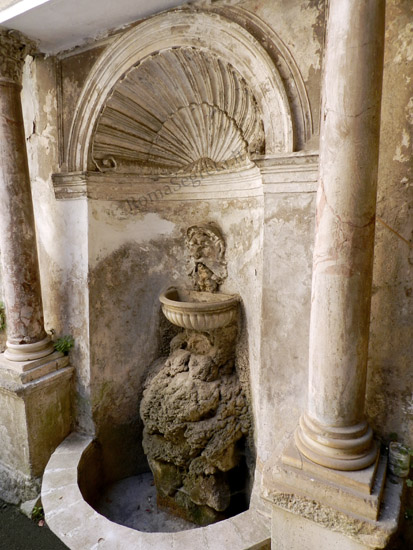 fontana di via del cardello