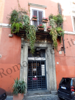 edificio settecentesco a piazza del paradiso