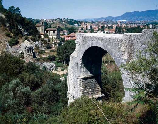 ponte di augusto