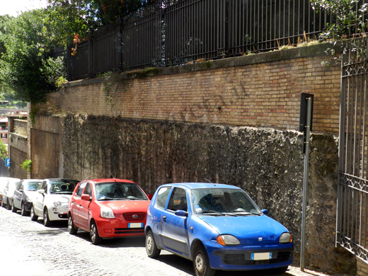 resti del tempio di giove custode