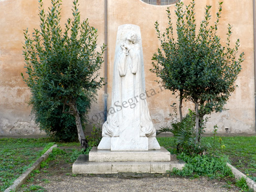 statua di s.giovanna d'arco