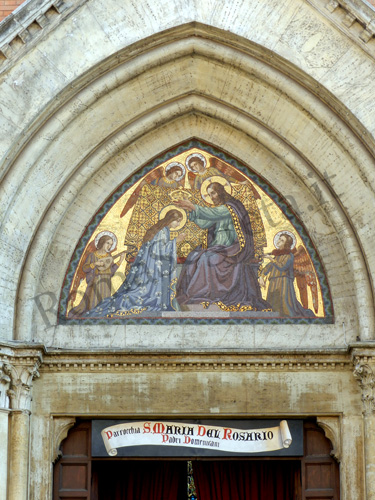 mosaico su portale di s.maria del rosario