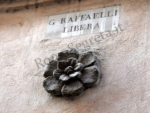 emblema tebaldeschi a via dei cappellari