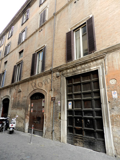 palazzo podocatari a via di monserrato