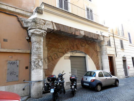 via di s.maria dei calderari