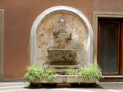 fontana a via dell'orso