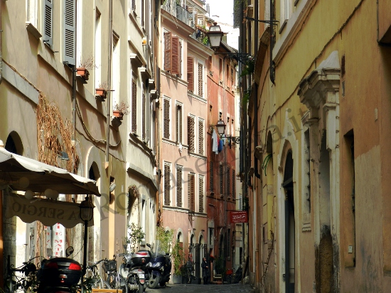 vicolo delle grotte