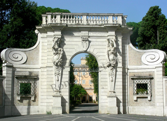 ingresso di villa celimontana