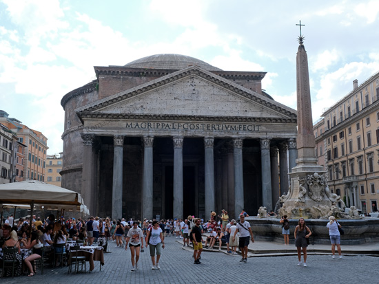 Vedi su Google Maps piazza della rotonda
