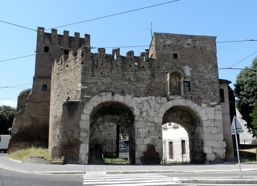 facciata interna di porta s.paolo