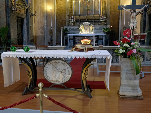 altare a santa dorotea