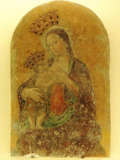 madonna del latte con bambino nella chiesa di s.maria annunziata