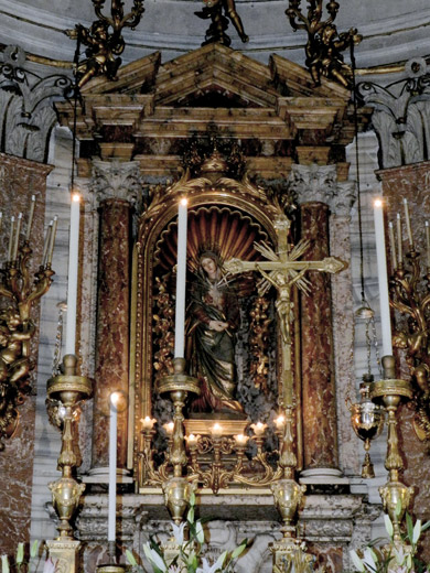 altare maggiore a s.maria in via