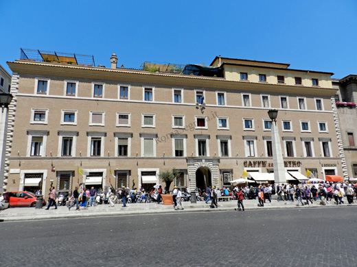 palazzo rusticucci su via della conciliazione