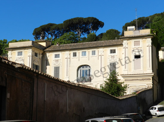 Vedi su Google Maps villa alibert