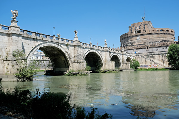 Vedi su Google Maps ponte s.angelo