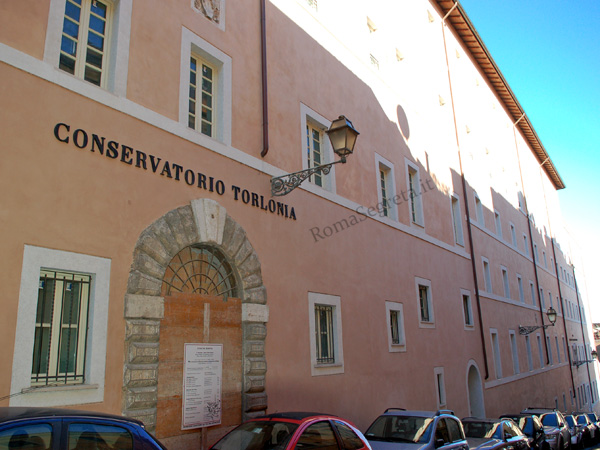 Vedi su Google Maps salita di s.onofrio