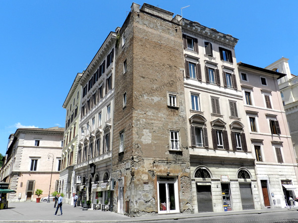 piazza di tor sanguigna