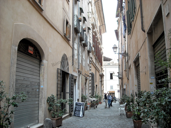 via della reginella