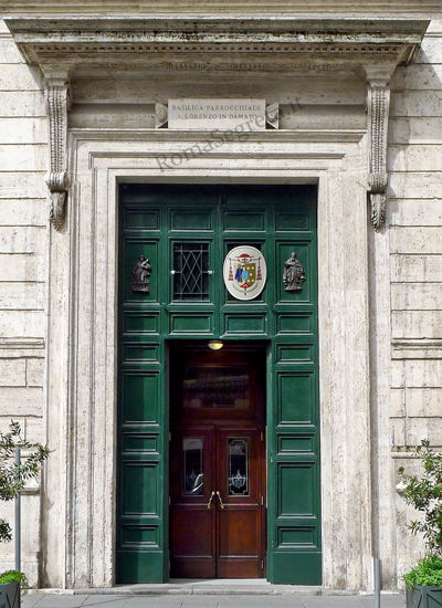 portale di san lorenzo in damaso