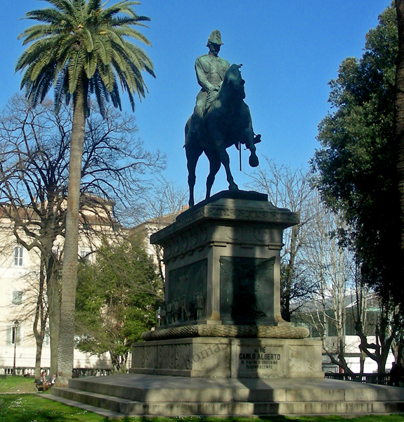 Vedi su Google Maps monumento equestre a carlo alberto