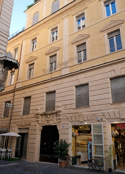 palazzo antamoro a via della panetteria