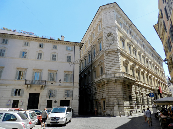 Vedi su Google Maps piazza di pasquino