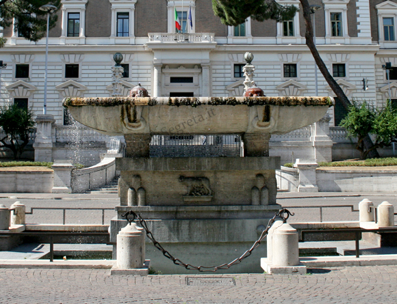 fontana a piazza del viminale