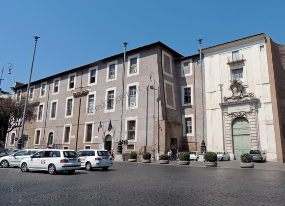 annona pontificia a piazza della repubblica