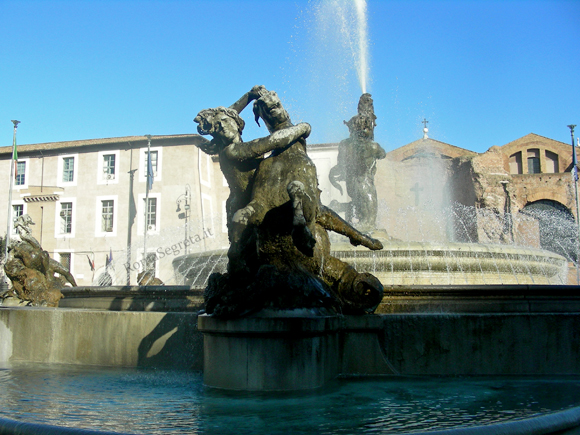 fontana delle naiadi a piazza della repubblica