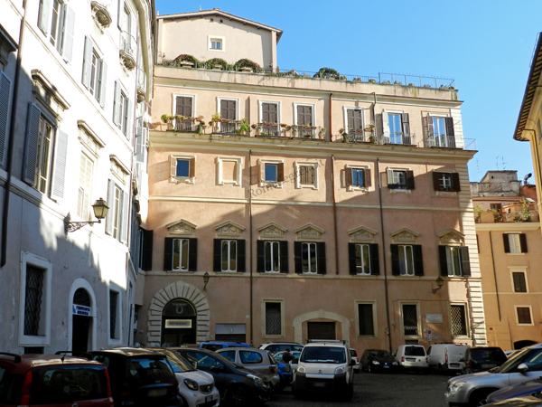 Vedi su Google Maps piazza costaguti