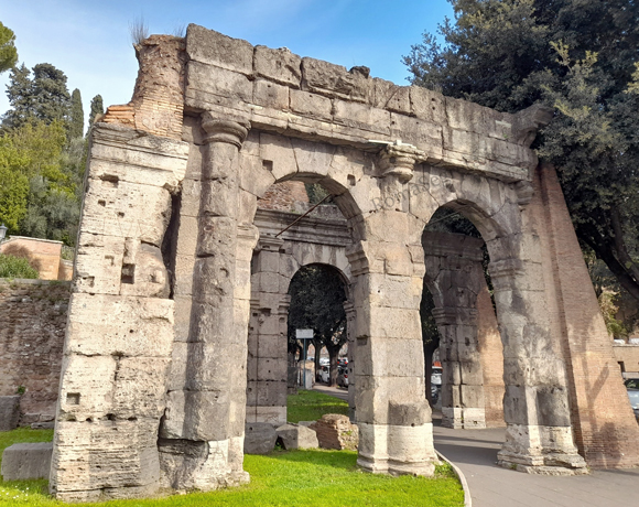 porticus triumphalis a vico jugario