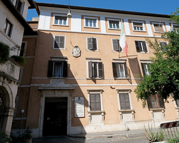 Vedi su Google Maps palazzo gaddi cesi