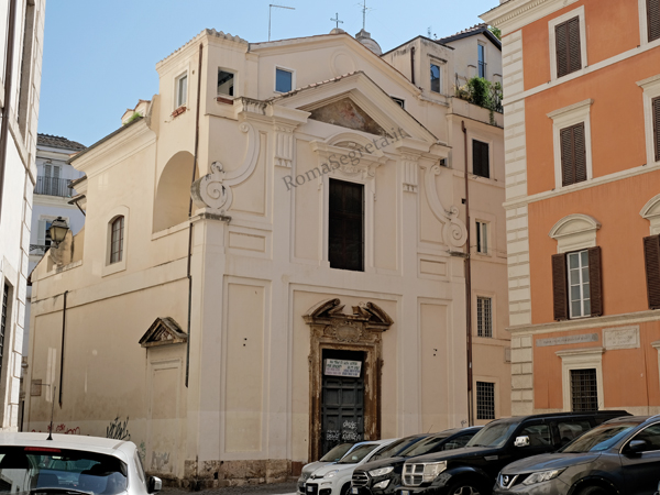 Vedi su Google Maps piazza di s.salvatore in campo