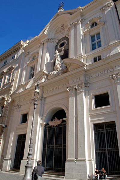 Vedi su Google Maps via dei cestari