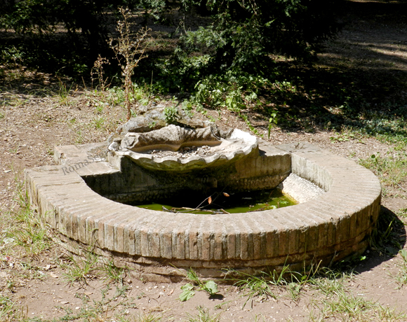 fontanella dei tritoni a villa borghese