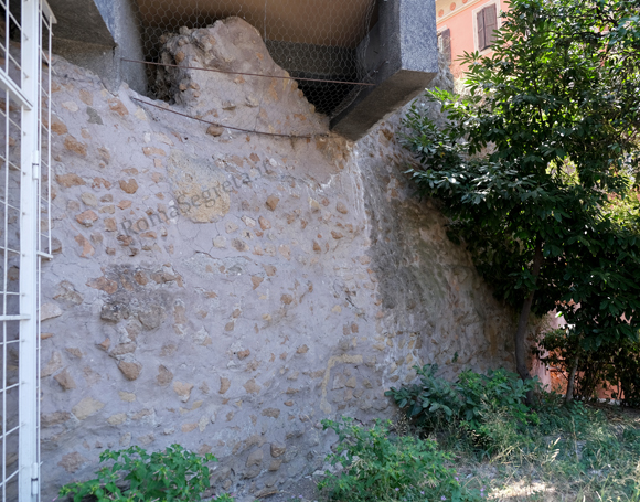 mura serviane a piazza albania