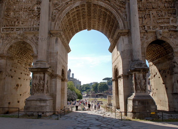 arco di settimio severo verso il campidoglio