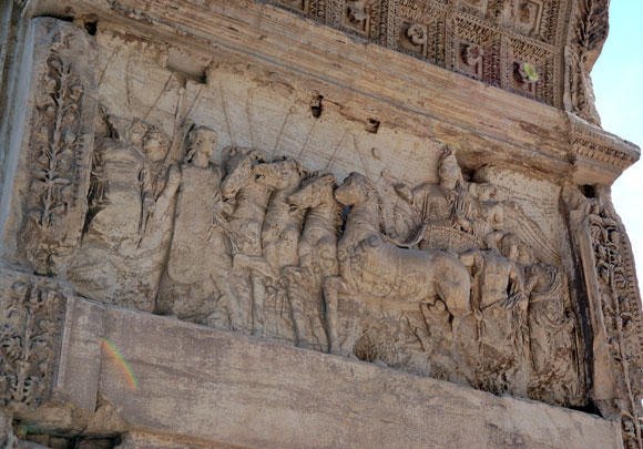 tito sulla quadriga sull'arco di tito