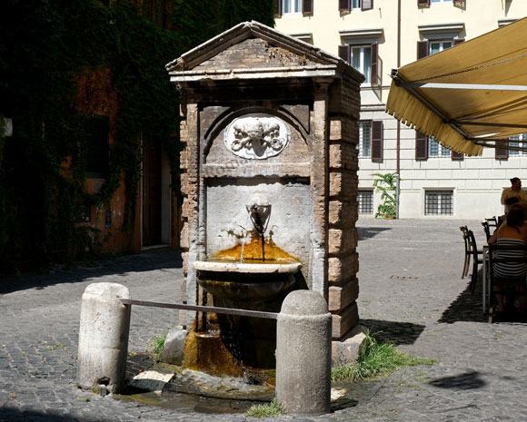 fontana del catalone