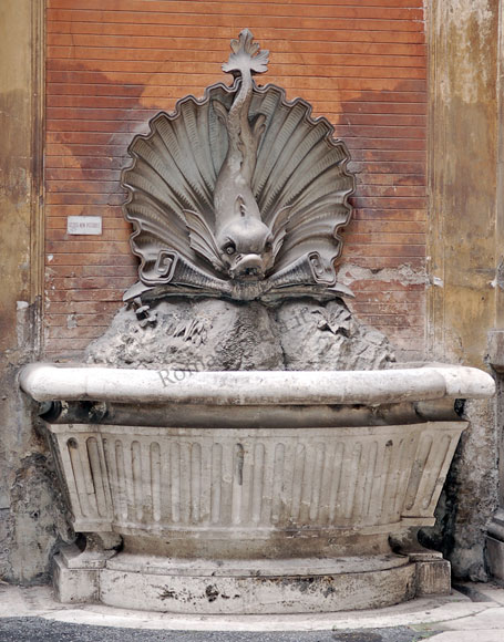 fontana di palazzo mereghi