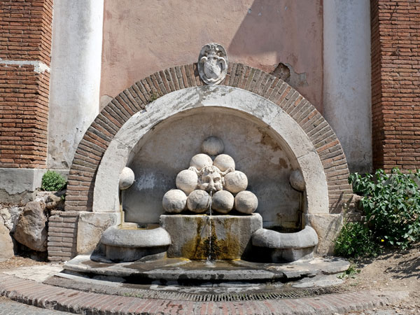 fontana delle palle di cannone