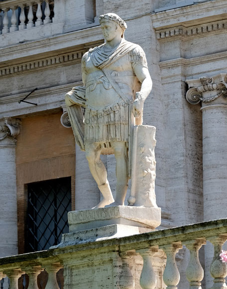 statua di flavio valerio costantino