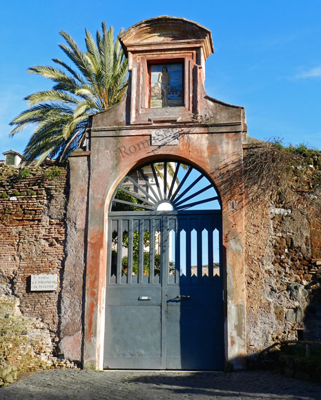portale di ingresso a san sebastiano al palatino