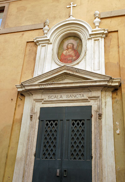 portale di accesso alla scala santa