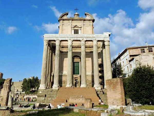 tempio di antonino e faustina
